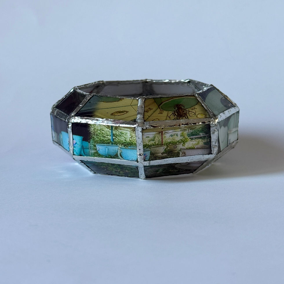 Thumbnail: Spinning Teacups Bracelet