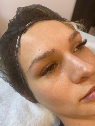 BEFORE - Lacquer Brow Lamination