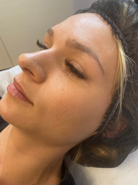 BEFORE - Lacquer Brow Lamination