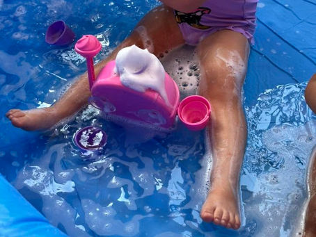 POOL DAY