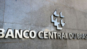 PEC de “autonomia” do BC ameaça geração de empregos e o crescimento da economia