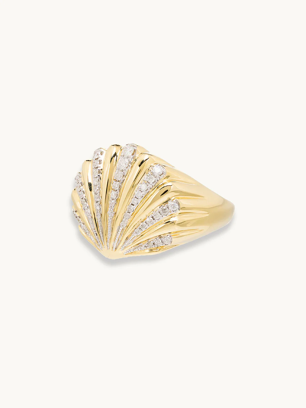 Yvonne Léon Ring