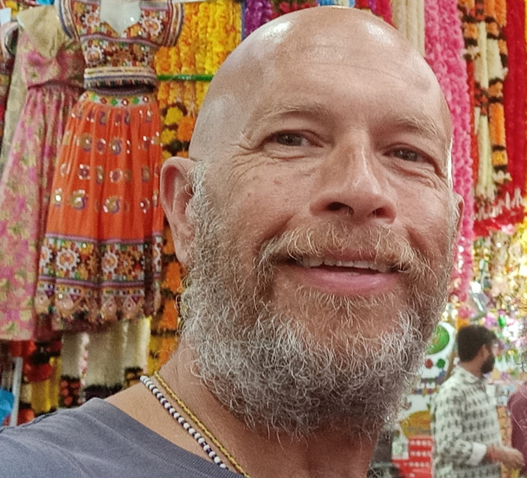 Jason Skinnibuddha yoga ayurveda Plymouth Devon Cornwall pic_edited.jpg