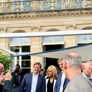 Socotex entre à l'Elysée avec sa pergola Abrivoile