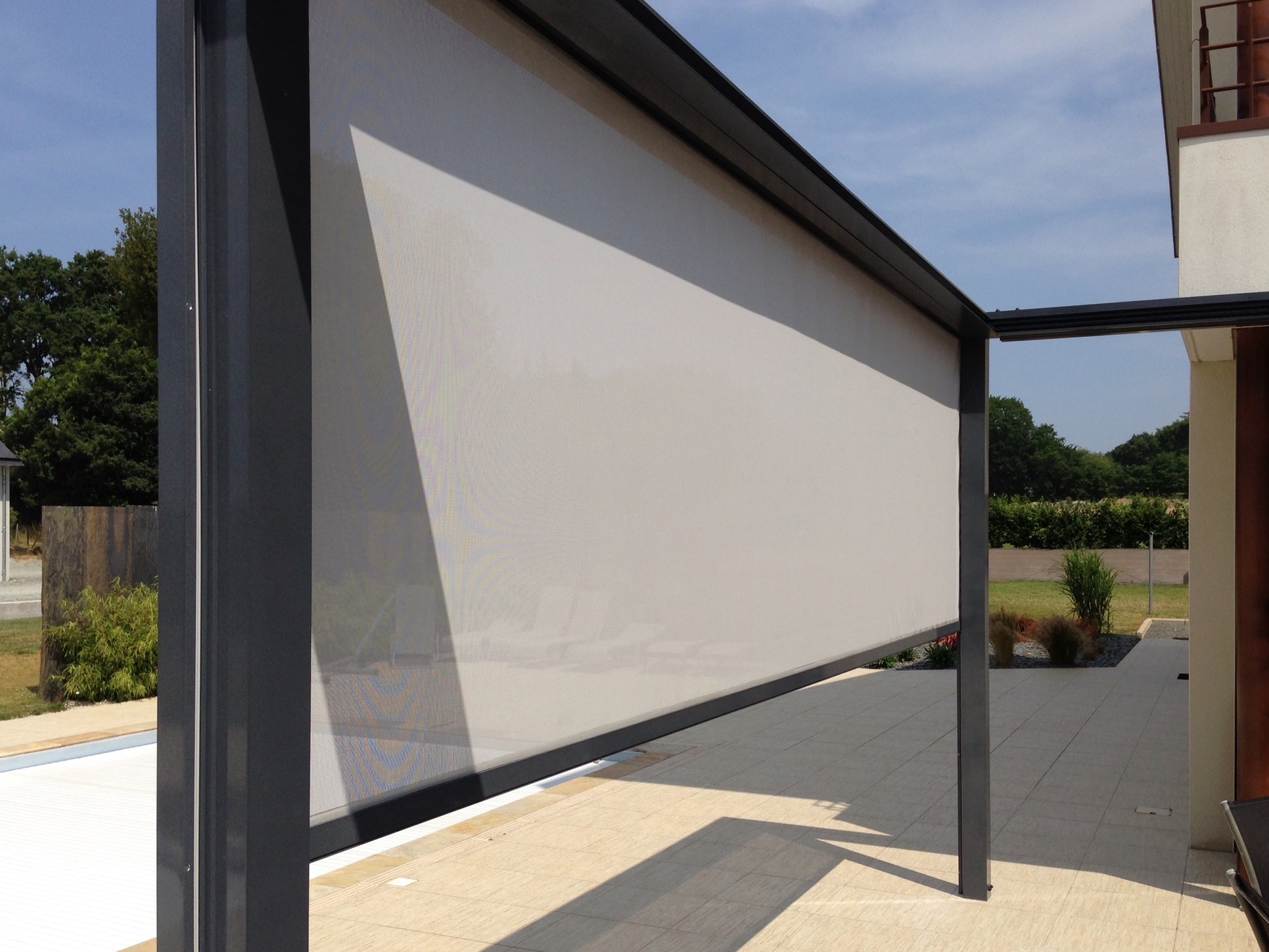 Vertical zip system blinds