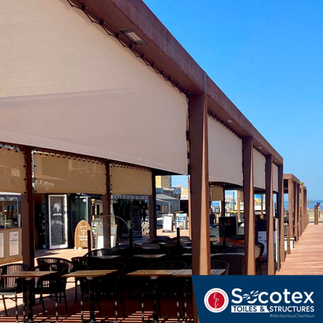 Bandeau en toile lacée sur mesure pour protéger davantage du soleil sur les cotés de pergola