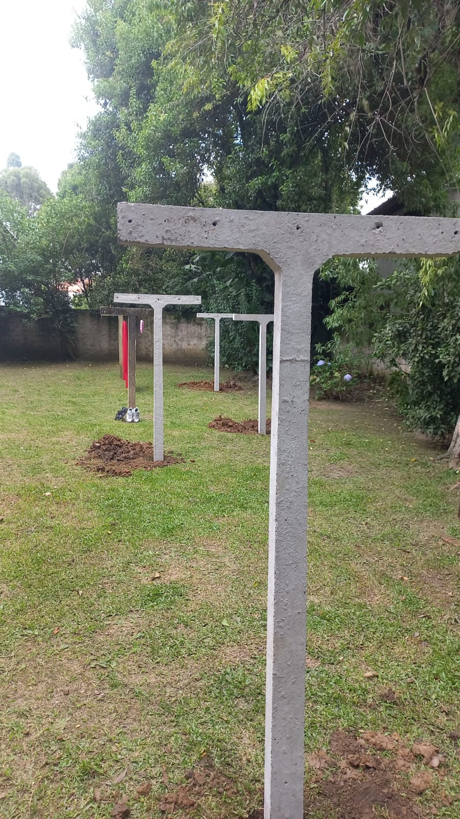 Miniatura: T para Varal UN