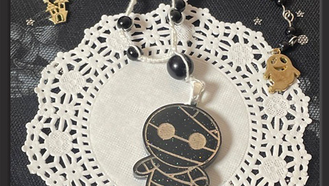 Chubby Mummy Necklace