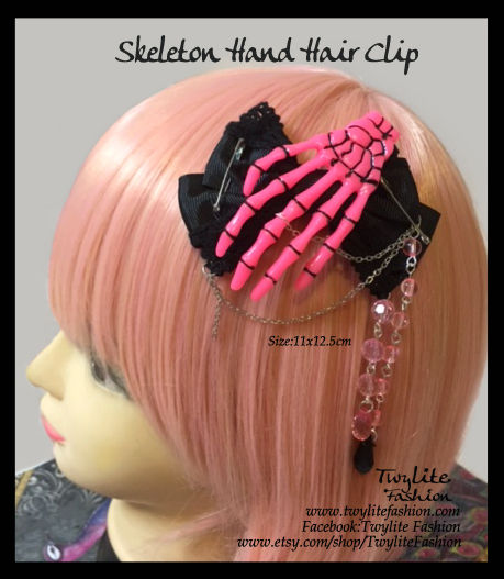 Thumbnail: Skeleton Hand Hair Clip