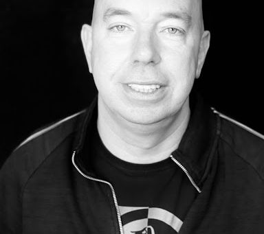 Siimon returns with tribute album for a Coldplay classic