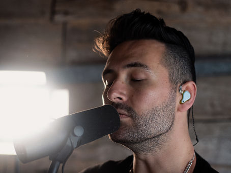 Singer-songwriter & multi-instrumentalist GRAY releases ‘Blue In Her Bones’