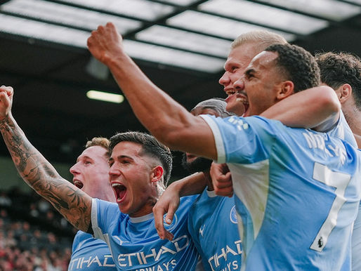 Manchester United 0-1 Manchester City; Ten-man Manchester City dominate United at Old Trafford