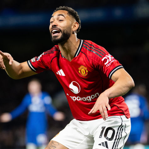 Chelsea’s Champions League Hopes Fade After Defeat to Manchester United