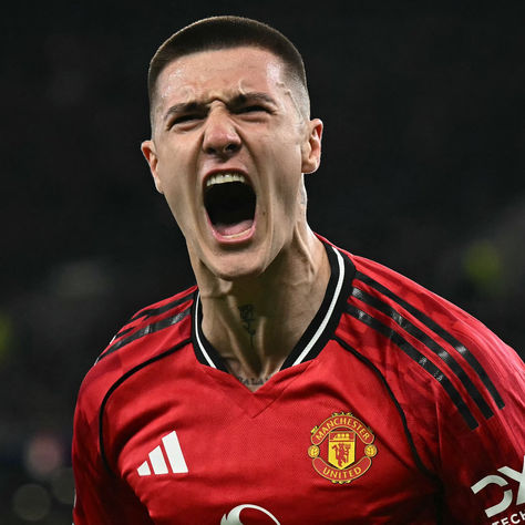 Everton 0–1 Manchester United: United Secure Massive Three Points in Champions League Race