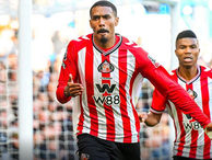 Sunderland Stun Chelsea with Dramatic Late Winner at Stamford Bridge