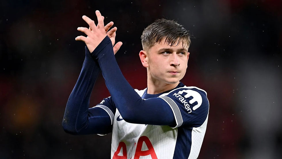 Mikey Moore in action for Tottenham Hotspur.