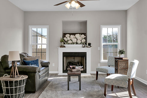 100 Loyd Lane. Clean beautiful home