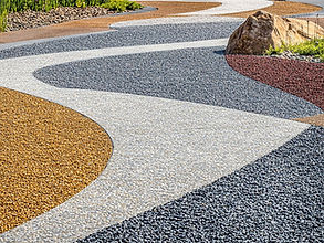 resin-driveway-Installation-process-and-best-practices.jpg