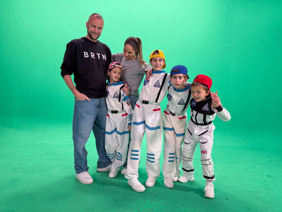 KIDS CREW