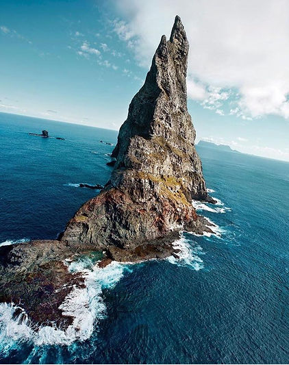 Lord Howe Island Balls Pyramid arial.jpg