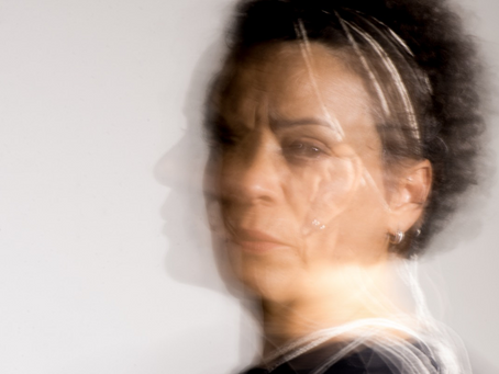 Nina Mello inagura o projeto Unbox Galeria