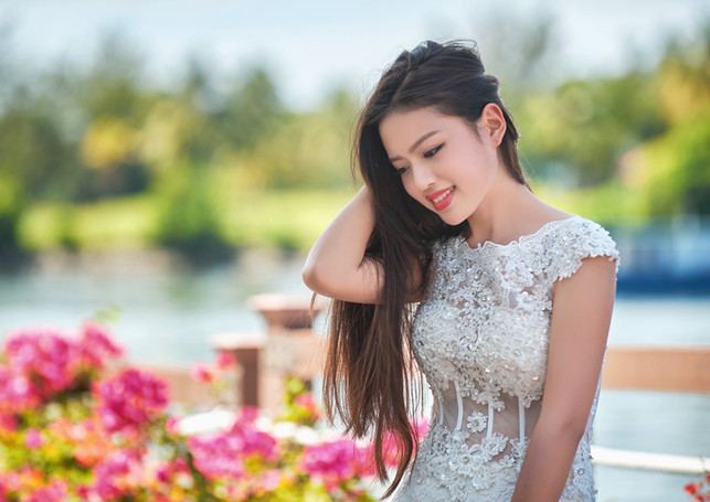 Beautiful lady asian