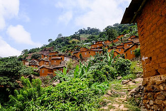 togo-kpalime-village-terre-adobe.jpg