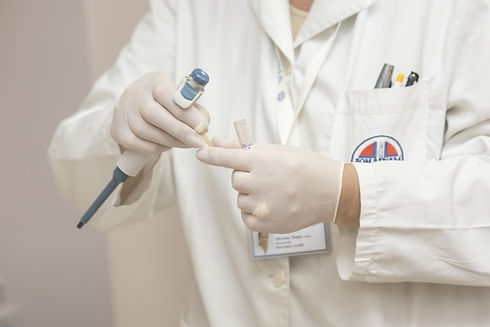 In-Vitro-Fertilization-Shot