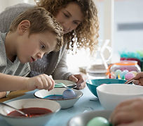 Decorating easter Eggs