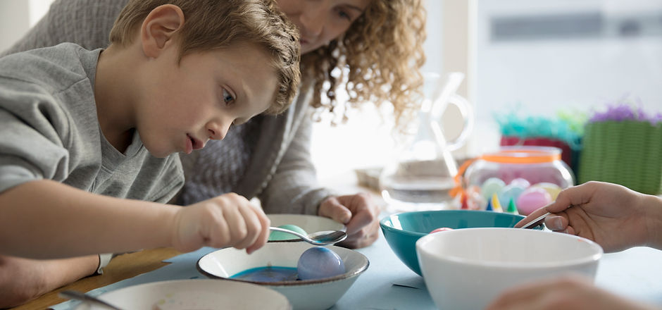 Decorating easter Eggs