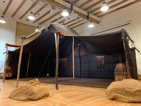 alquiler carpa mobiliario evento rodaje material oriental eventos