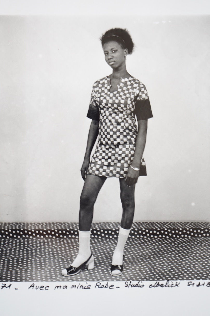 Miniature : Malick Sidibé - Avec ma mini Robe (18X24) - 1971