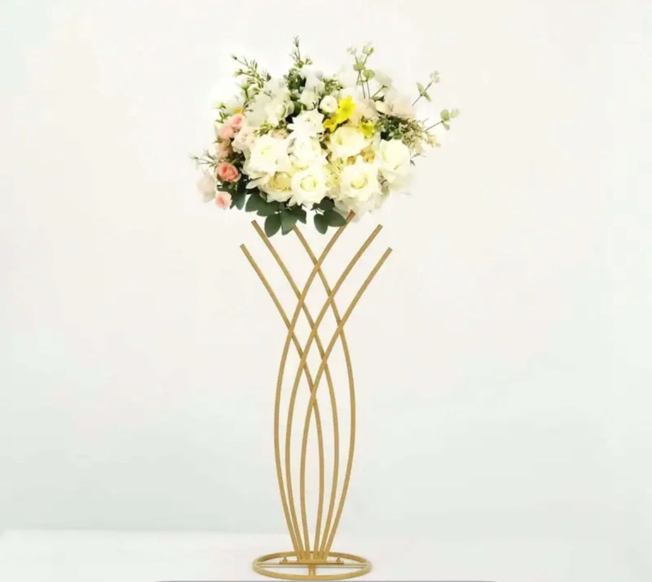 Gold Arch Center Piece