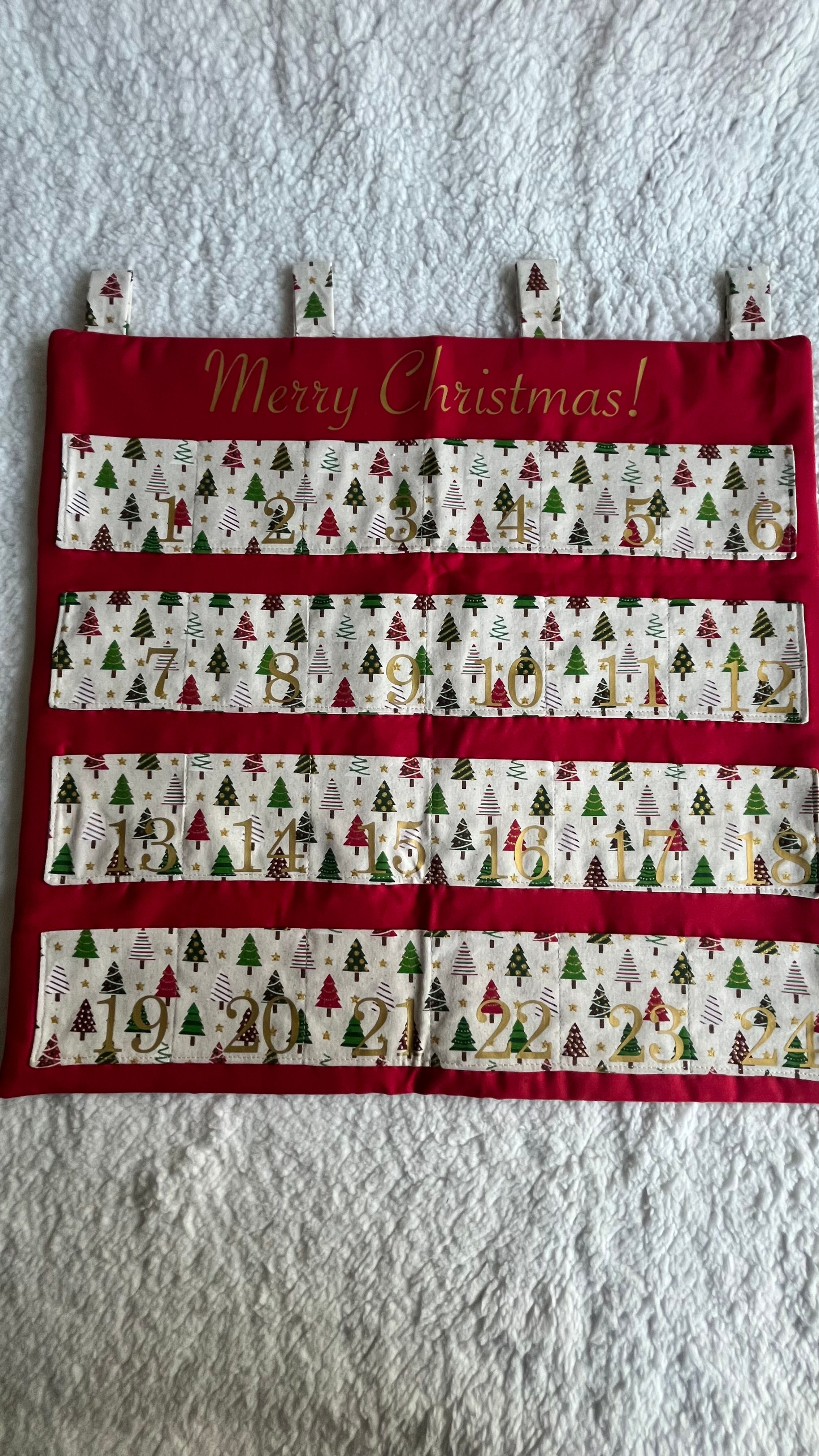 Advent calendar red with trees