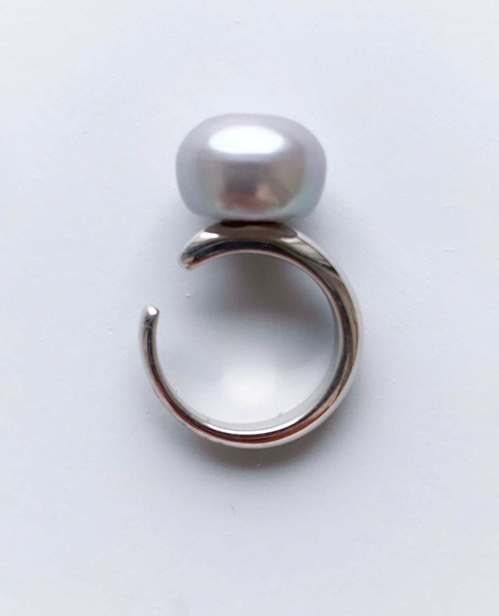 サムネイル： Pearl Ear Cuff