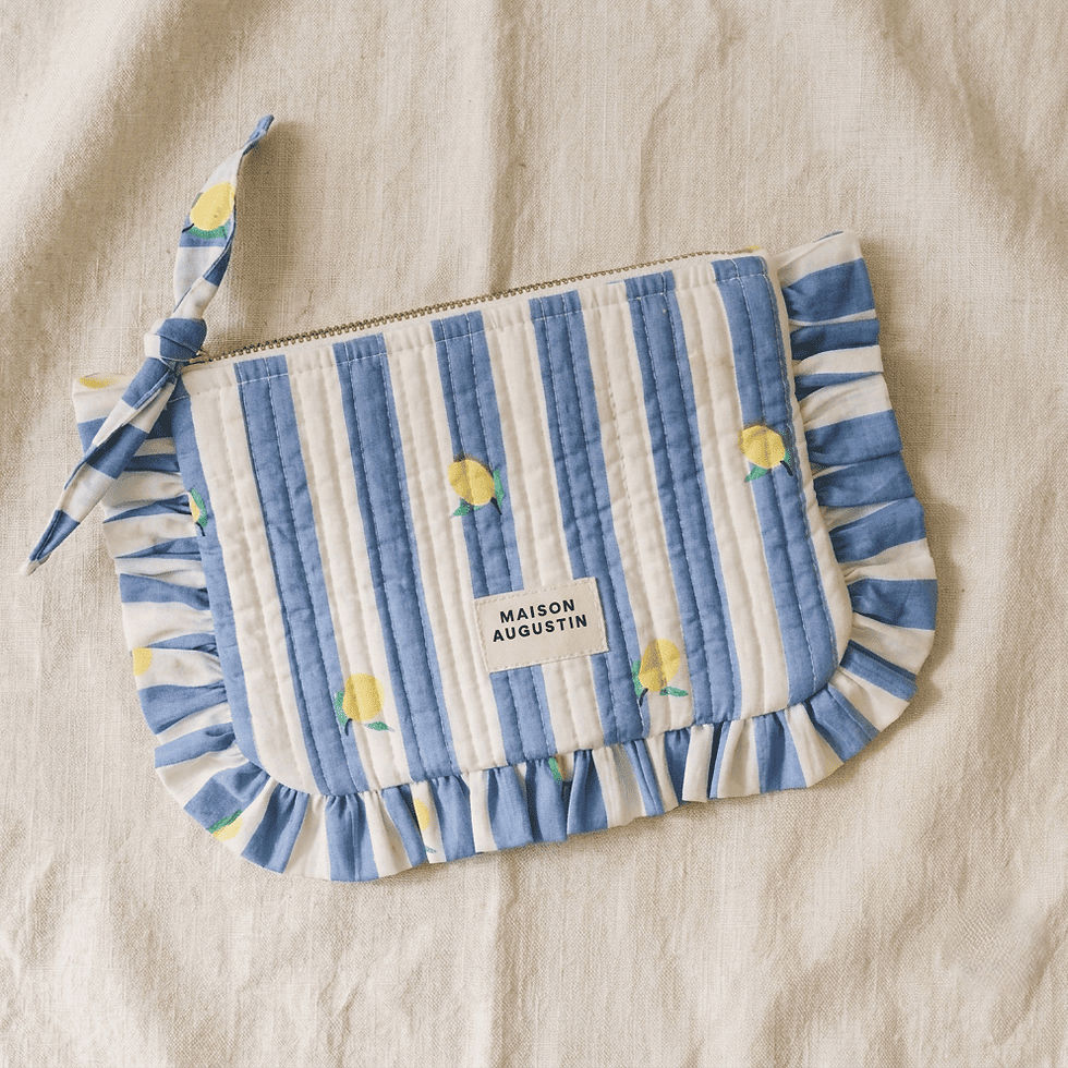 pochette bleu et blanche avec des citrons