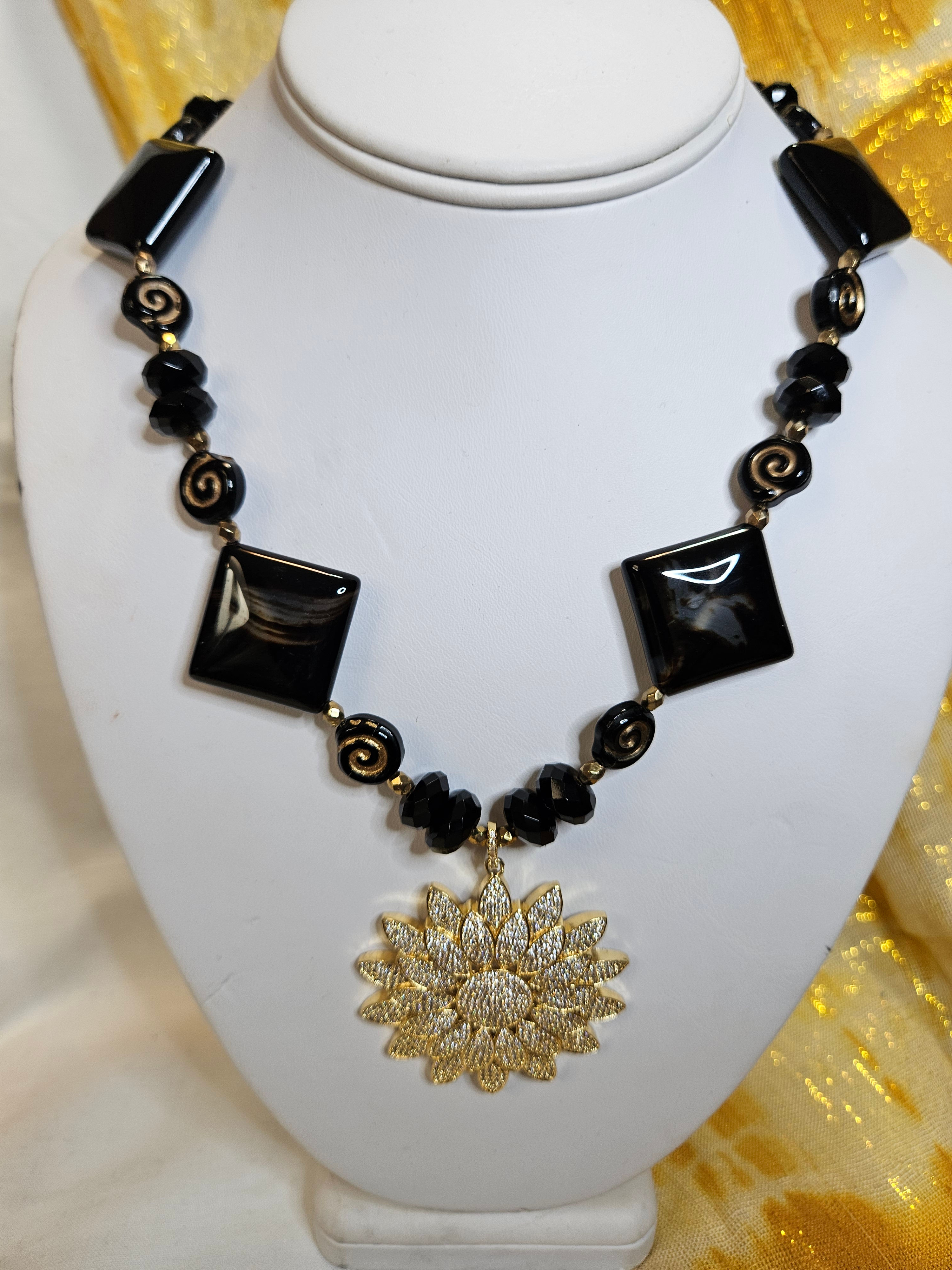 Black Onyx, sunflower
