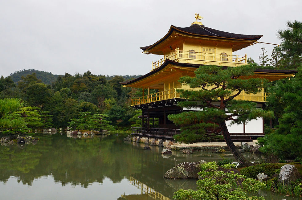The Golden Pavilion (photo: unsplash)