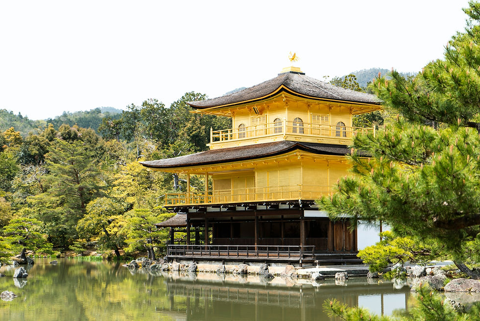 The Golden Pavilion (photo: unsplash)