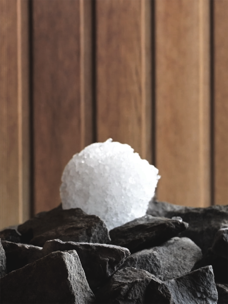 Capybara Bathhouse - Mouna - The Quiet Time