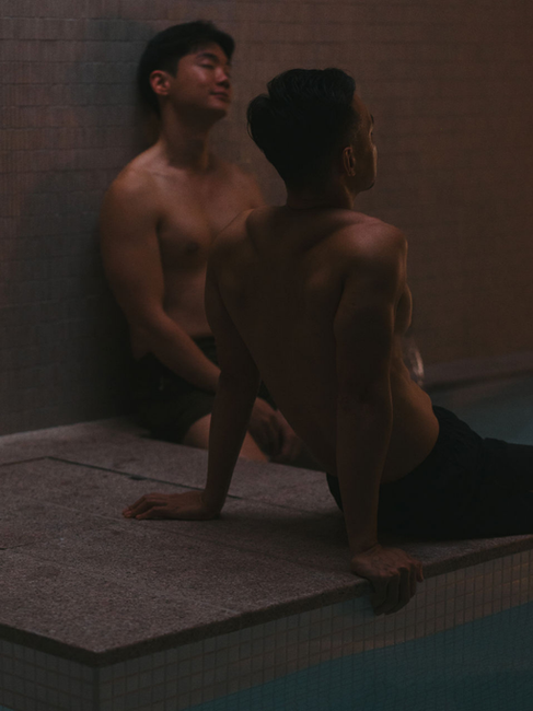 Meiyan Cheong-Lawrence - Capybara Bathing Singapore