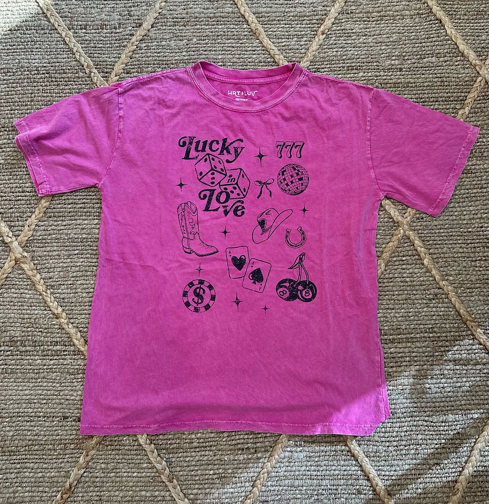 LUCKY LOVE OVERSIZED TEE