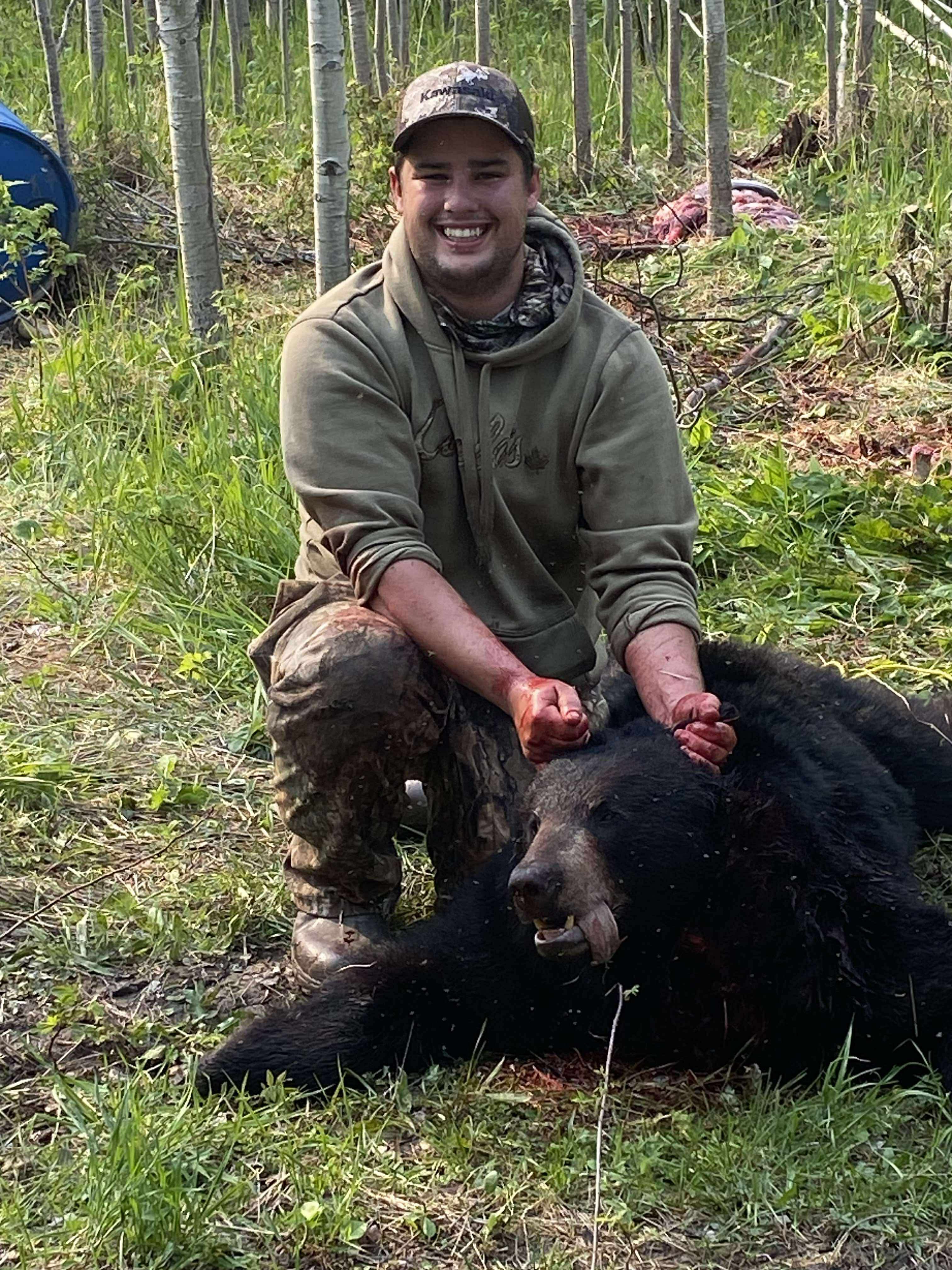 Black bear big game hunting packages — Yvon & Sons Bear Hunt – Yvon & Sons Bear Hunt