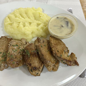 Filet mignon sauce forestière, purée