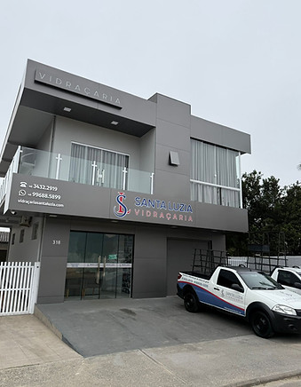 Fachada da empresa Vidraçaria Santa Luzia
