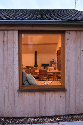 Bungalow retrofit - window