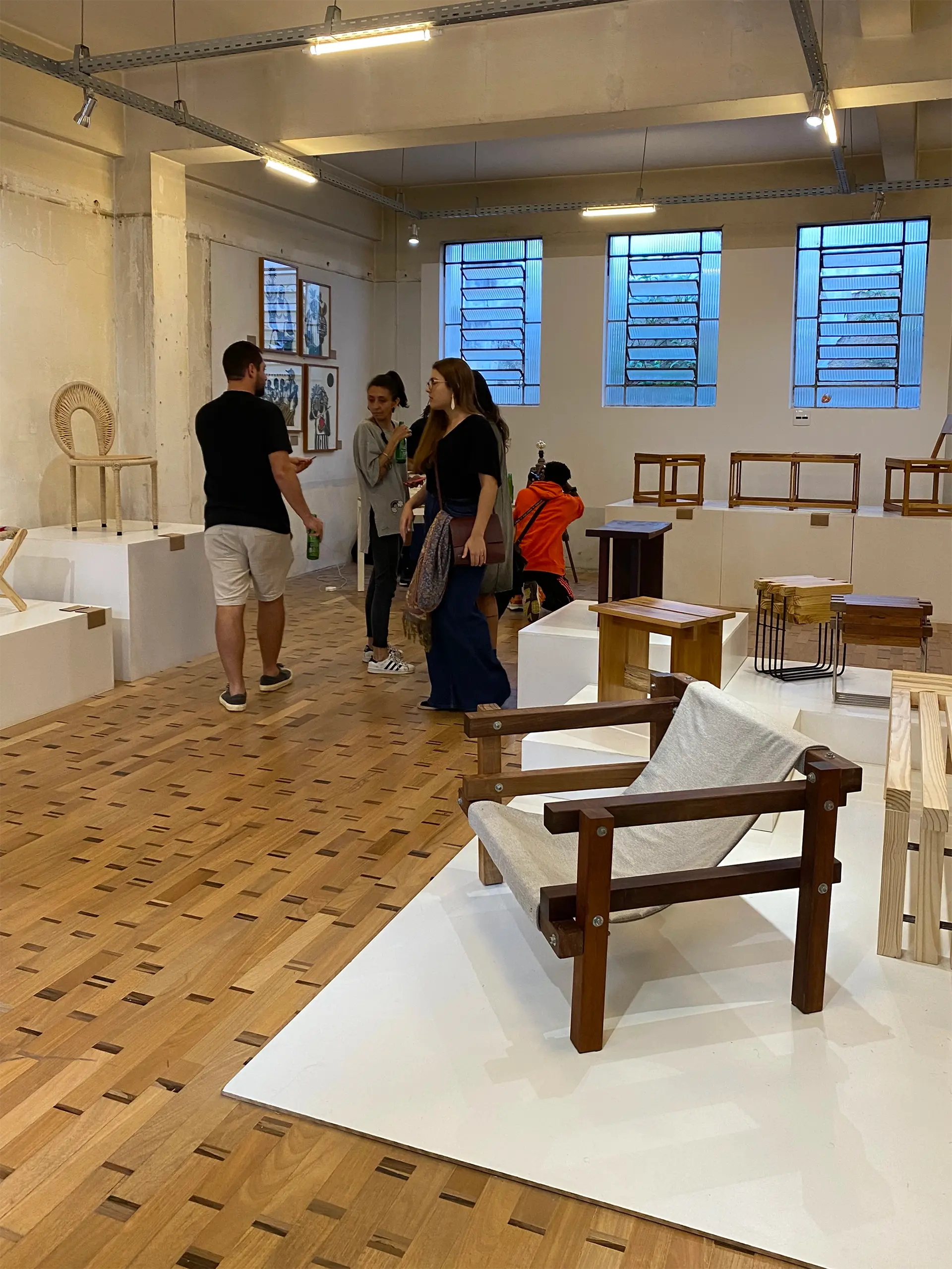 exposição de mobiliário
