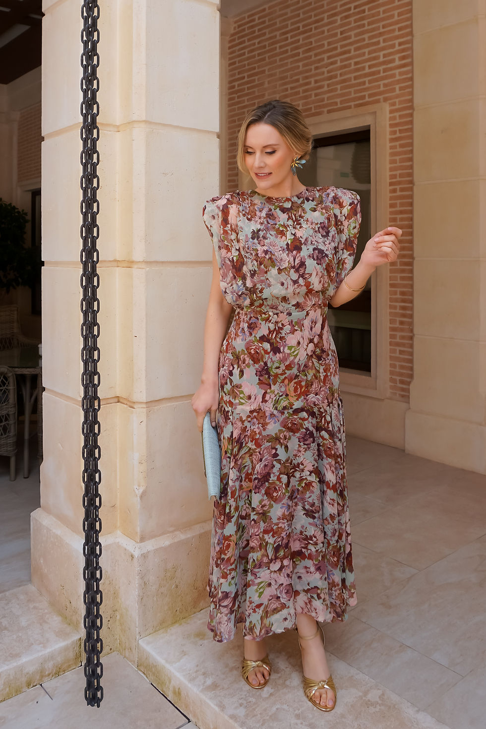Miniatura: Tienda de vestidos para boda elegante