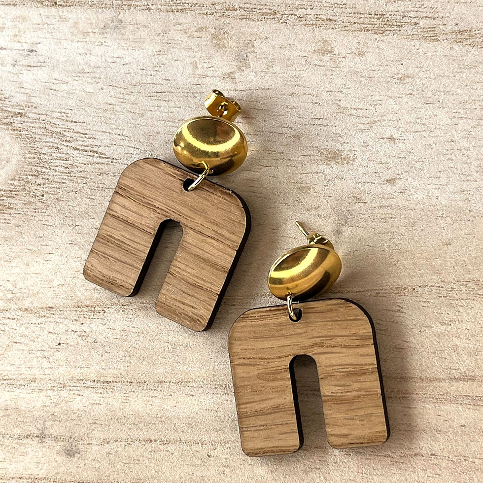 Miniature : Boucles d'oreilles en bois, forme U, détail doré