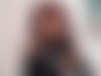 Chaka Khan Calls Out Modern Pop Stars For Using ‘Butts’ & ‘Body Parts’ On Stage: ‘Compensating For What They Don’t Have’